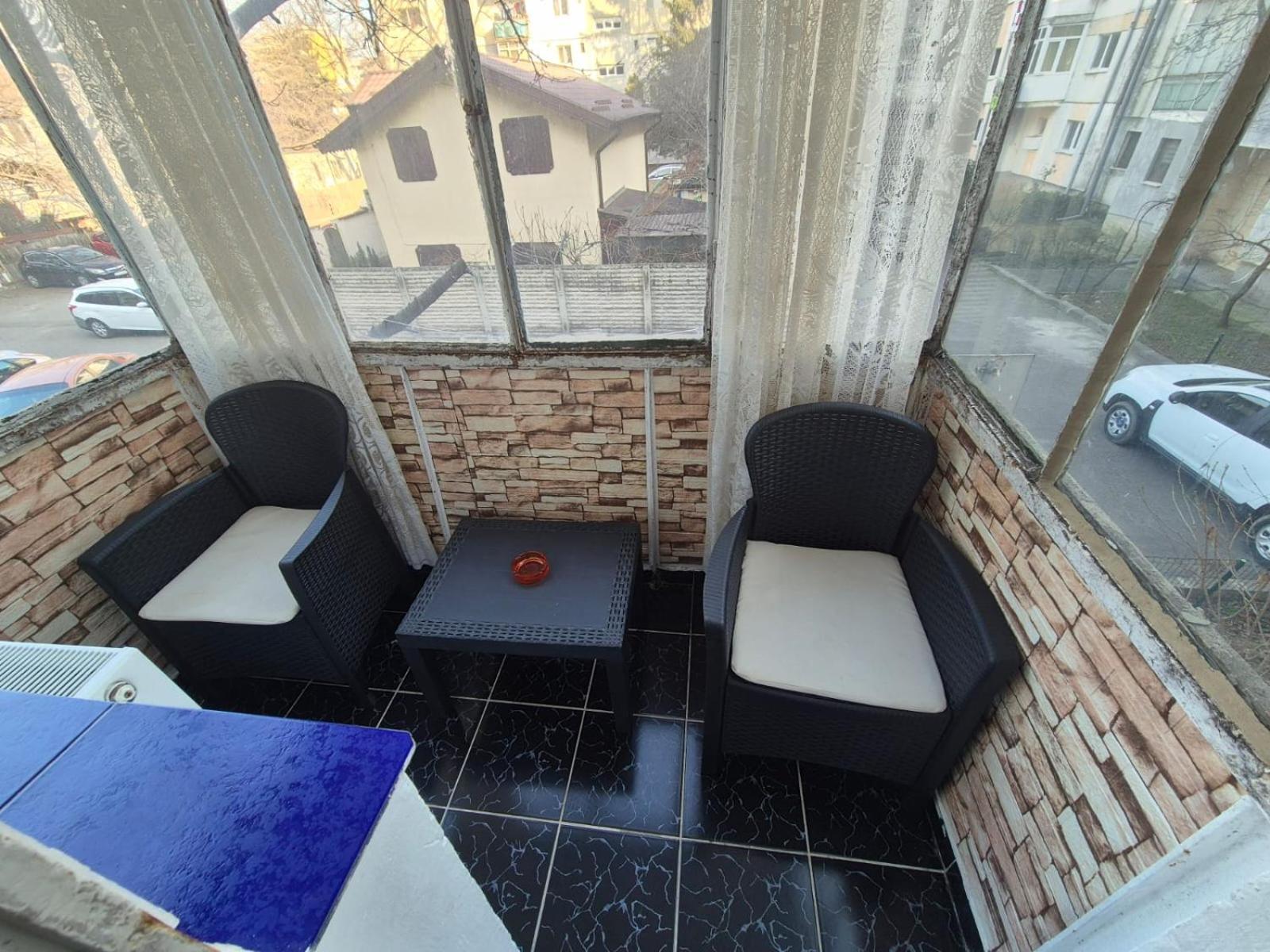 Lamaitei Residence Craiova Ngoại thất bức ảnh